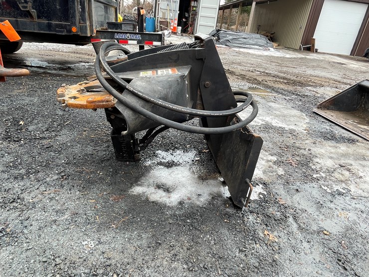 #1017-•-stumper-skid-steer-stump-grinder-(fall-creek,-wi)-image-8