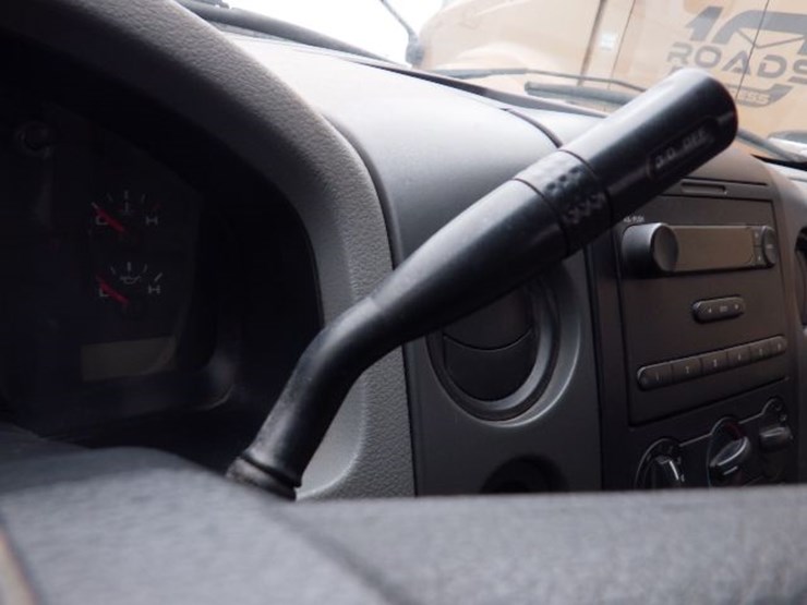 2006-ford-f150-xl-image-11