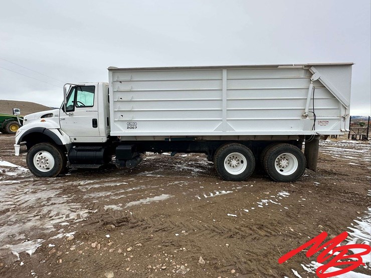 2004-international-7600-image-8