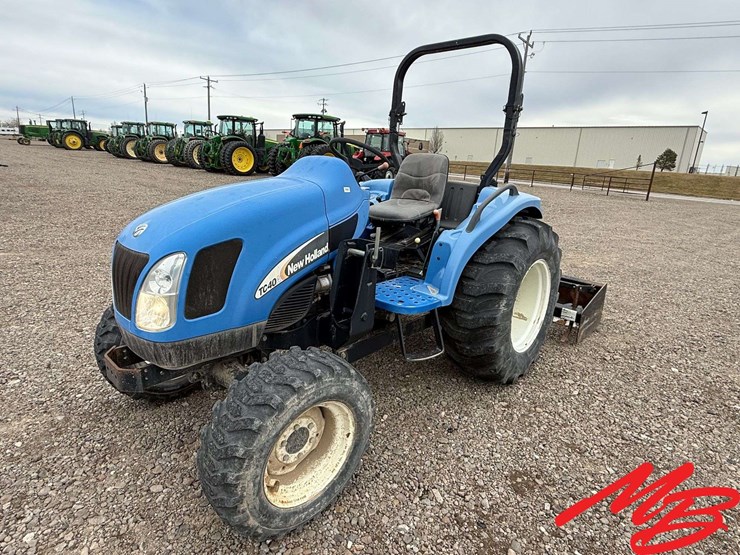 new-holland-tc40a-image-3