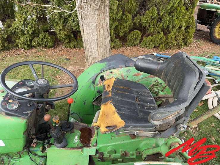 john-deere-2240-image-9