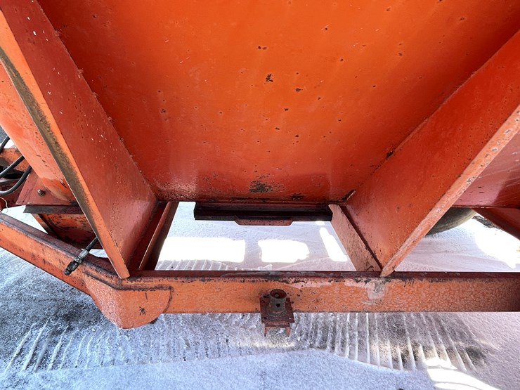 #1013-•-caldwell-grain-cart-image-27