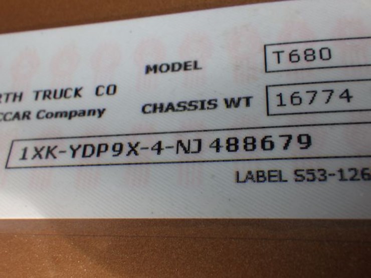 2022-kenworth-t680-image-22