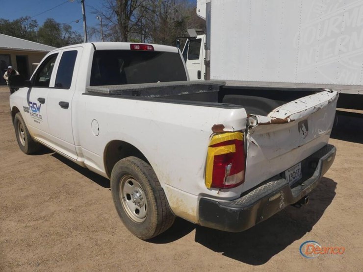 2015-dodge-ram-1500-image-3