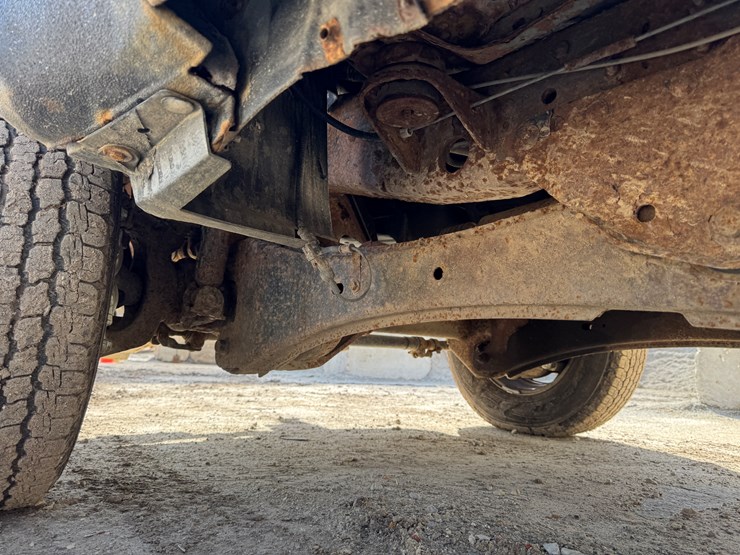 2005-ford-f350-xl-image-22