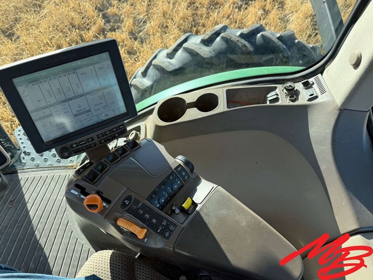 2015-john-deere-7210r-image-27