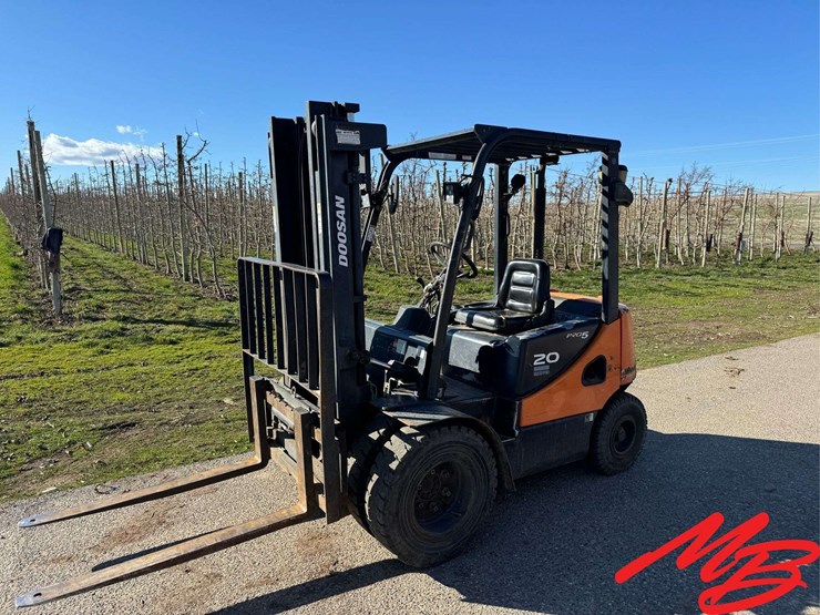 doosan-pro5-5k-forklift-image-1