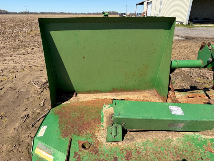 john-deere-14-image-7