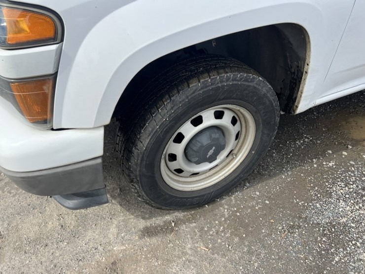 2012-chevrolet-colorado-image-9