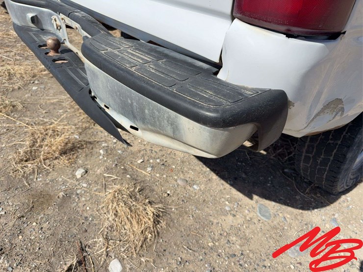 2002-chevrolet-silverado-1500-ls-image-22