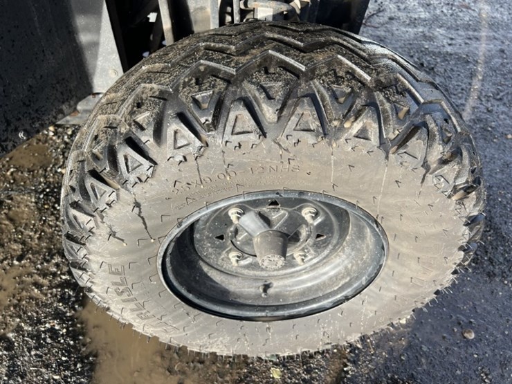 2011-polaris-ranger-ev-image-12