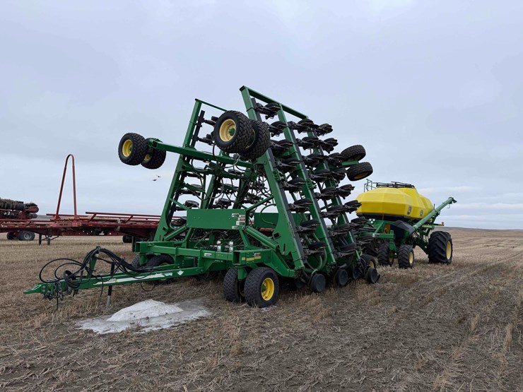 john-deere-1910-image-1