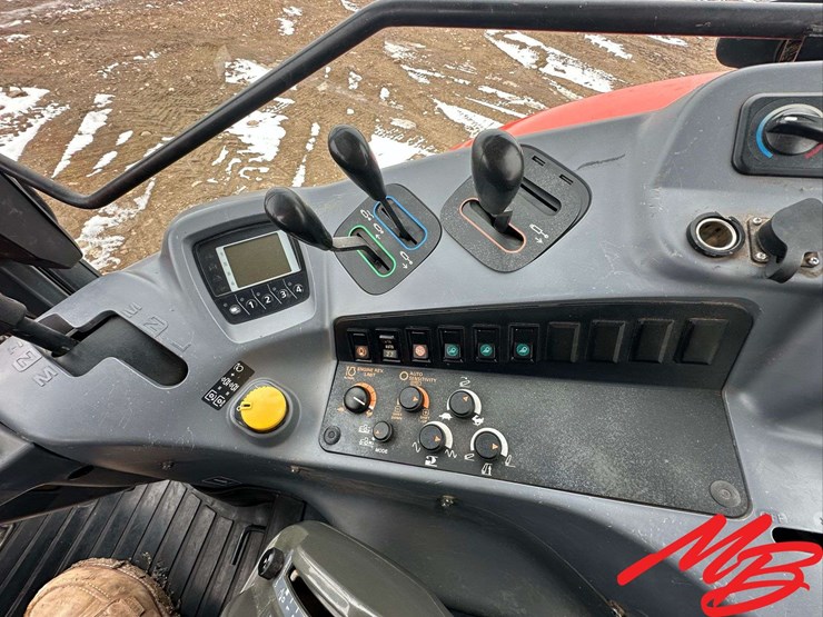 2015-kubota-m135gx-image-27