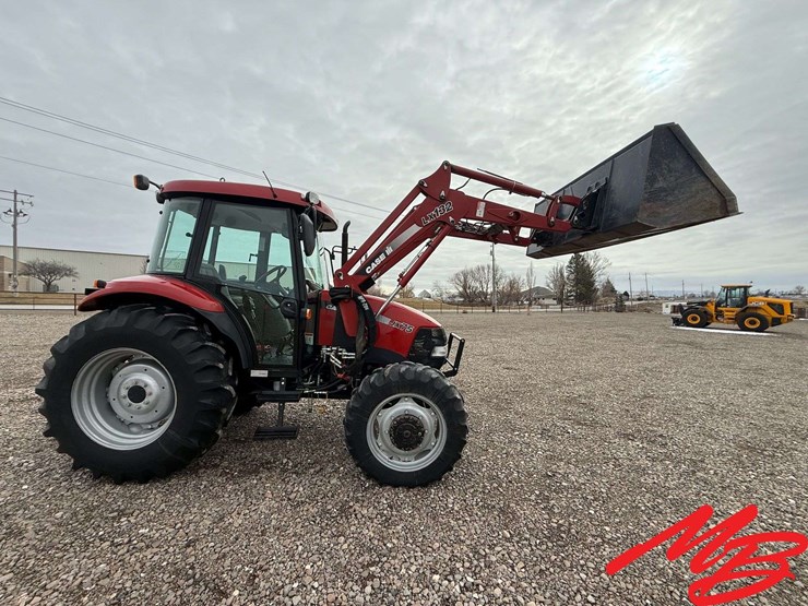 case-ih-jx75-image-3
