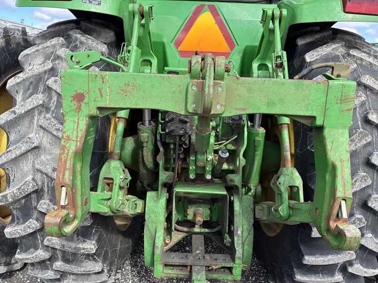 2004-john-deere-8320-image-16