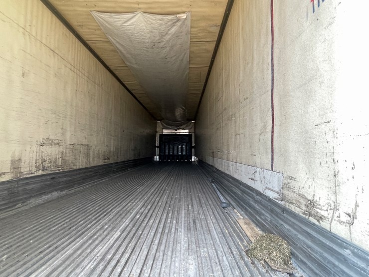 1999-utility-53'-image-36