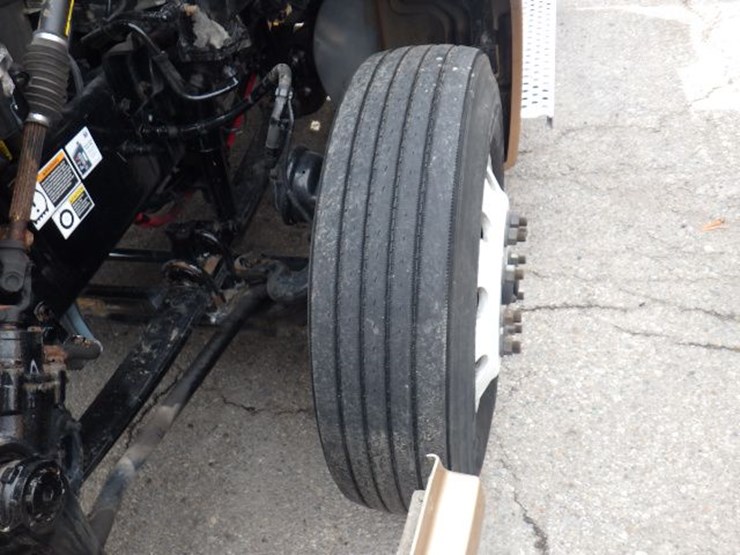 2022-kenworth-t680-image-19