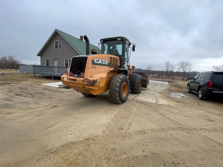 2008-case-621e-xr-image-6