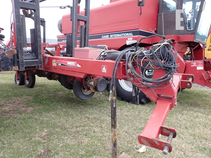 2007-white-8186-image-3