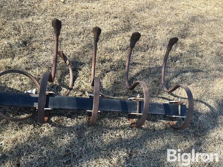 track-scratcher-image-15