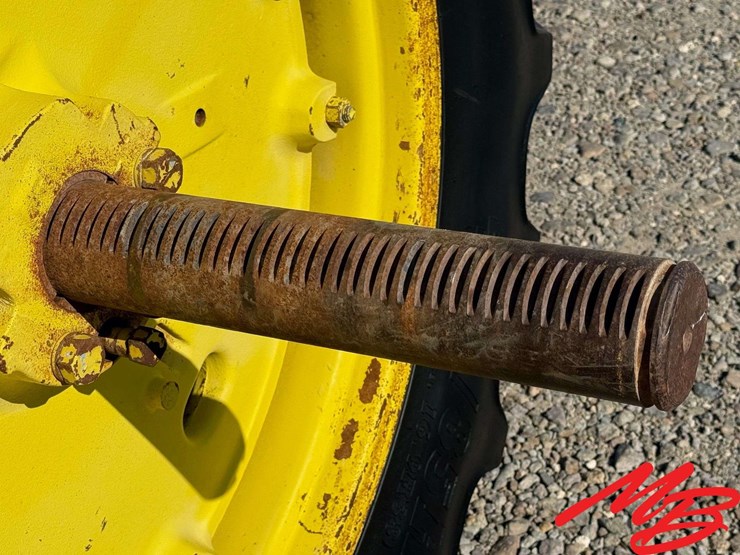 1979-john-deere-4240-image-11