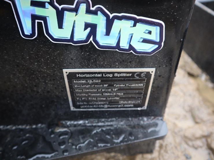 future-skid-steer-log-splitter-horizontal-image-4