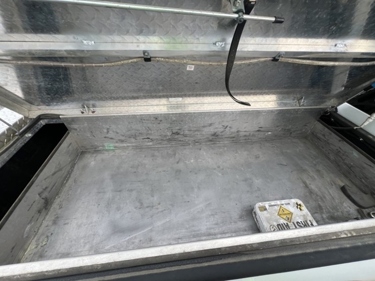 2012-chevrolet-colorado-image-23