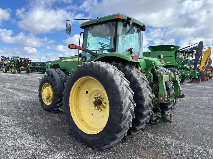 2004-john-deere-8320-image-3