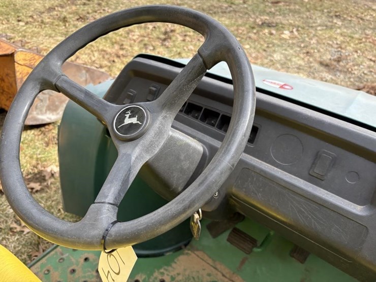 john-deere-gator-image-7