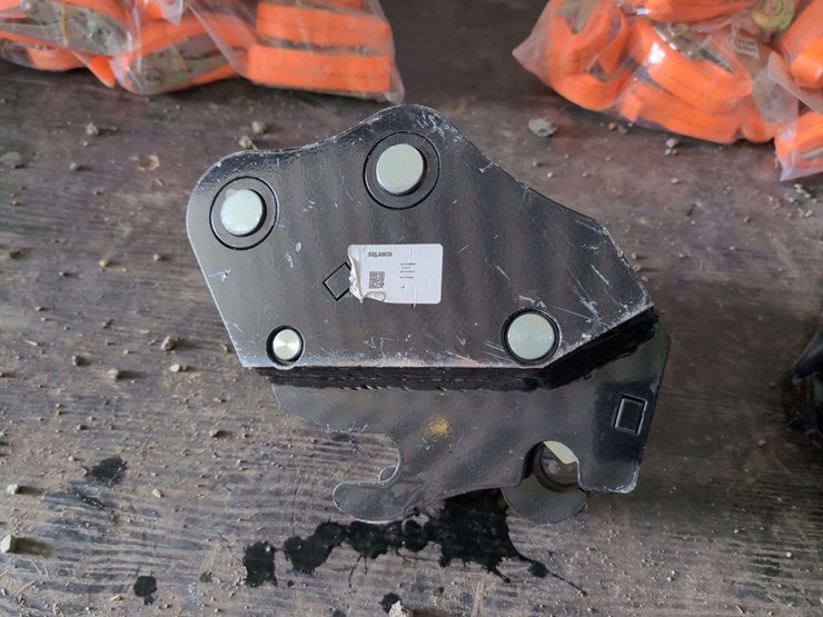 sdlaunch-quick-attachment-for-mini-excavator-image-1