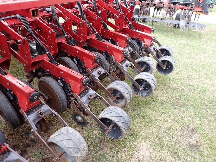 case-ih-5500-image-5