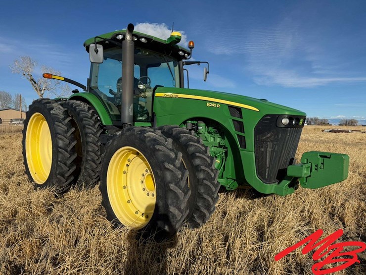 2010-john-deere-8245r-image-7