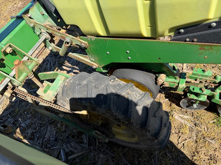 john-deere-1720-image-18