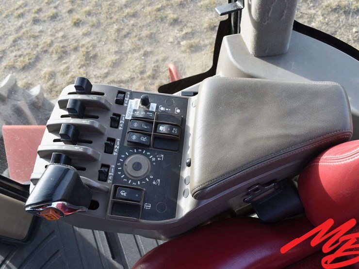 2009-case-ih-steiger-335-image-25