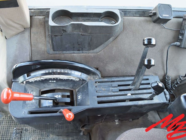 1989-john-deere-4455-image-42