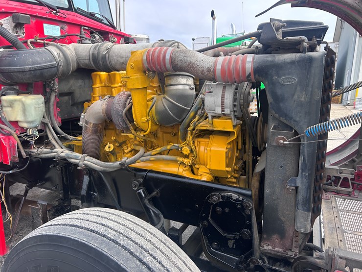 1998-peterbilt-379-image-69