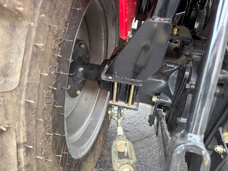 #1022-•-mahindra-2638-tractor-with-loader-(eau-claire,-wi)-image-20