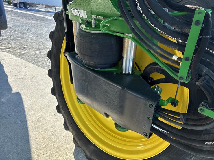 2022-john-deere-410r-image-63