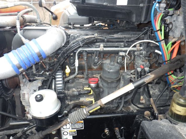 2022-kenworth-t680-image-23