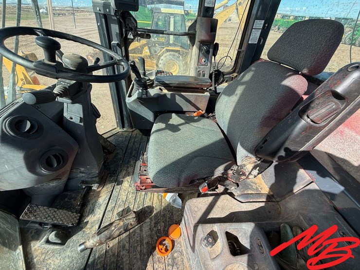 2018-deere-544k-image-22