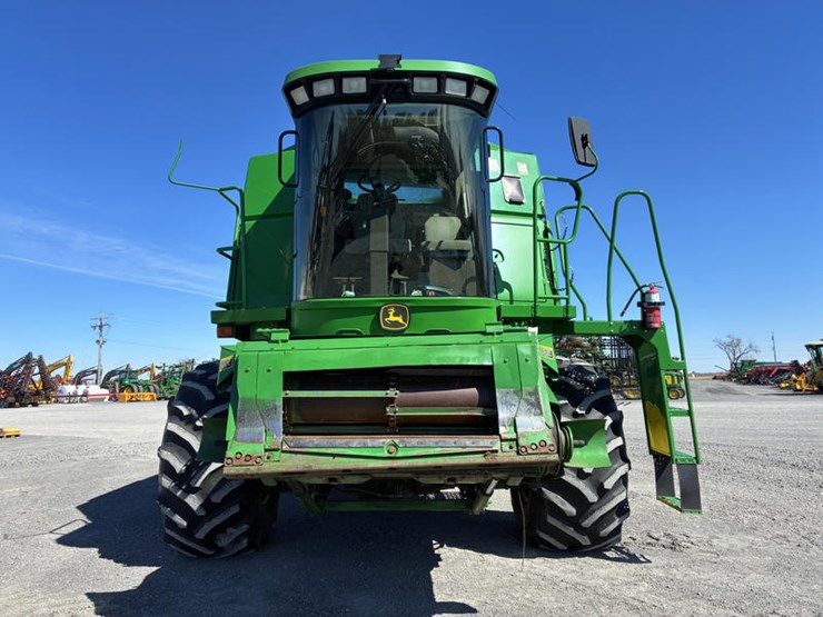 2005-john-deere-9660-sts-image-2