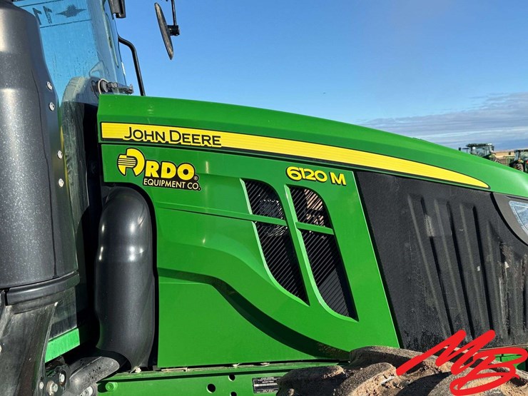 2020-john-deere-6120m-image-6