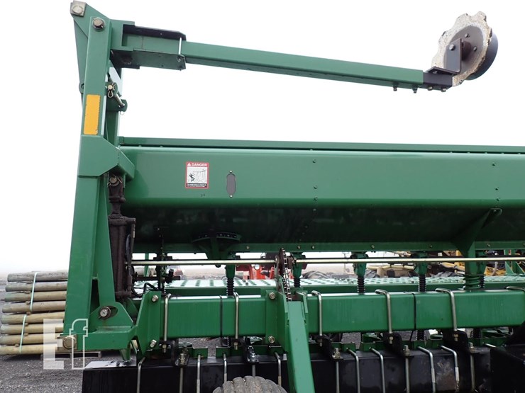 john-deere-1530-image-6