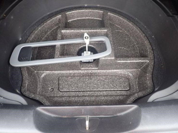 2016-jeep-cherokee-image-62