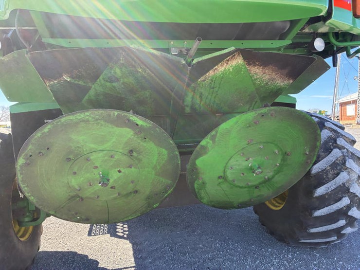 2005-john-deere-9660-sts-image-42