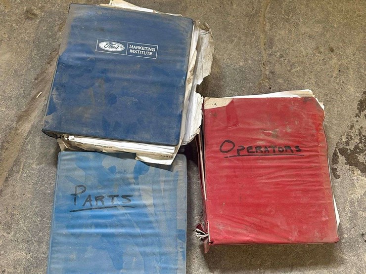 hesston-4900-image-227