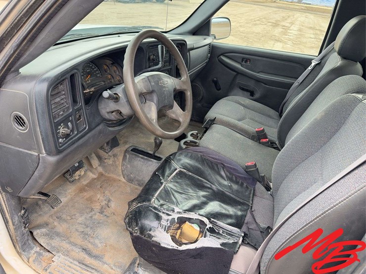 2007-chevrolet-silverado-1500-image-24