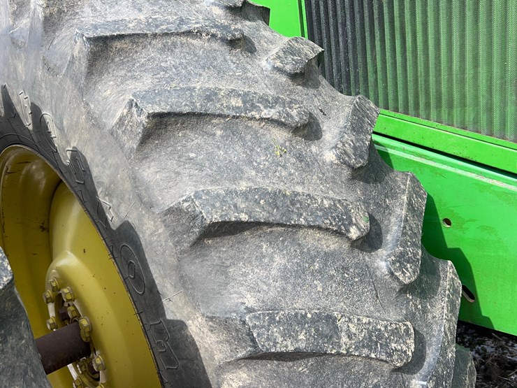 john-deere-8760-image-11