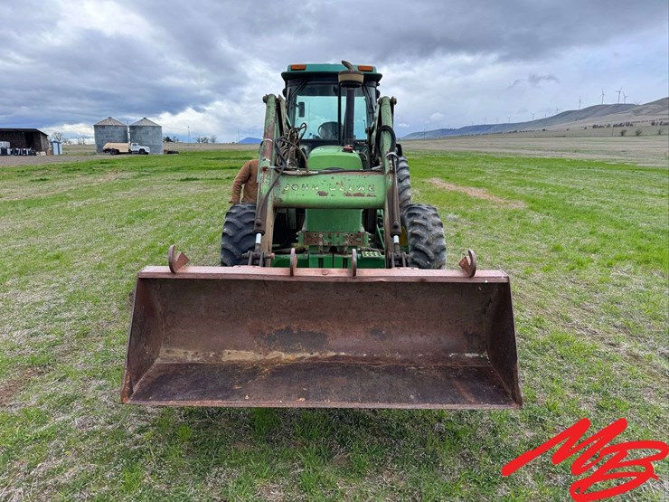 john-deere-2950-image-2