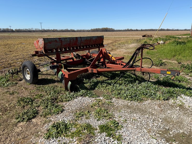 #42473-•-levee-squeeze-w/seeder-109-image-2